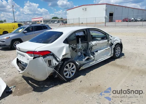 2020 Toyota Corolla Le z USA, uszkodzony, nr VIN JTDEPRAE4LJ000873